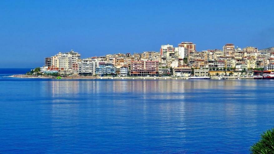 Stylish Seaview House Apartment Sarande Bagian luar foto